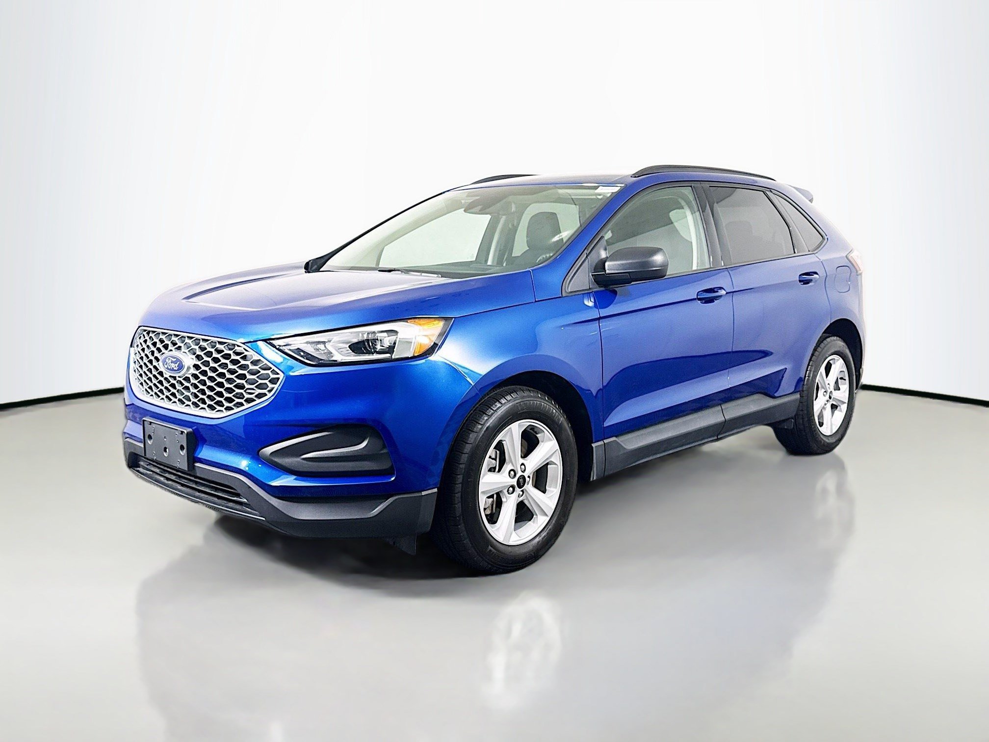 Used 2024 Ford Edge SE AWD/4WD image 4