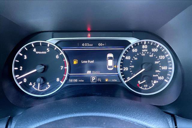 Certified 2025 Nissan Sentra SV image 24