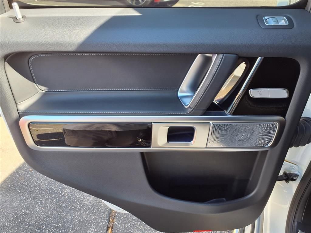 Used 2025 Mercedes-Benz G 550 image 13