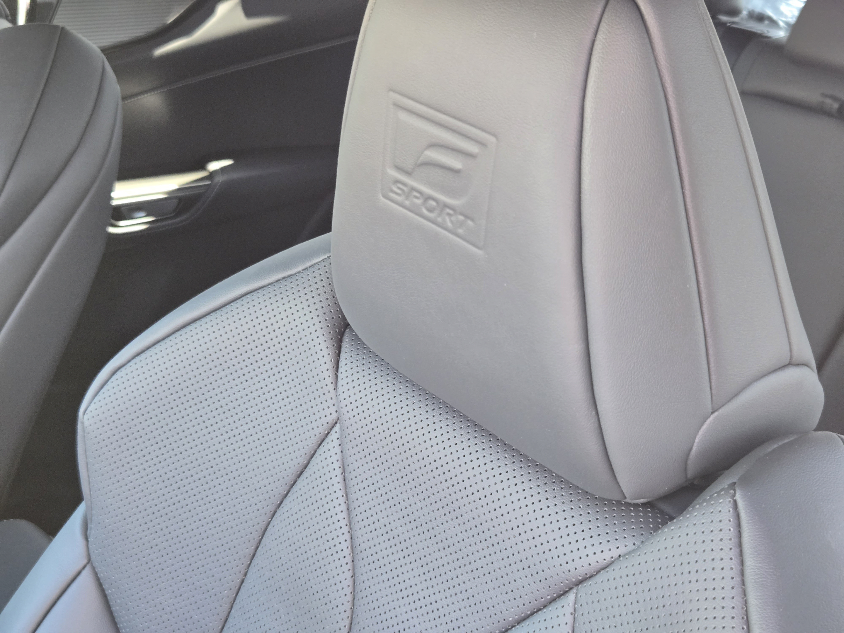 New 2026 Lexus NX 350 F Sport AWD/4WD image 13