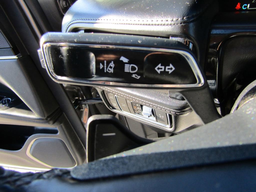 Used 2021 Lincoln Nautilus Reserve w/ Equipment Group 201A image 21