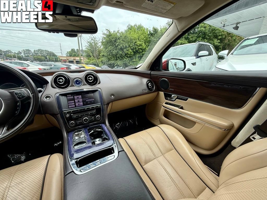 Used 2013 Jaguar XJ L Portfolio AWD/4WD image 17