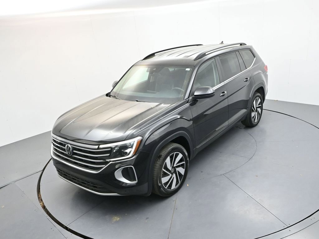 Used 2025 Volkswagen Atlas SE image 25