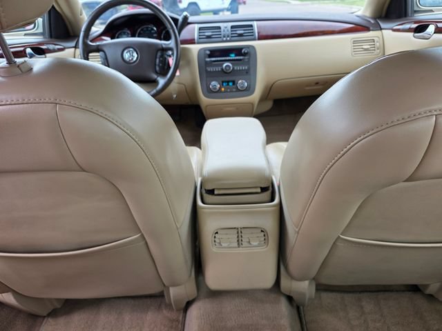 Used 2009 Buick Lucerne CXL FWD image 15