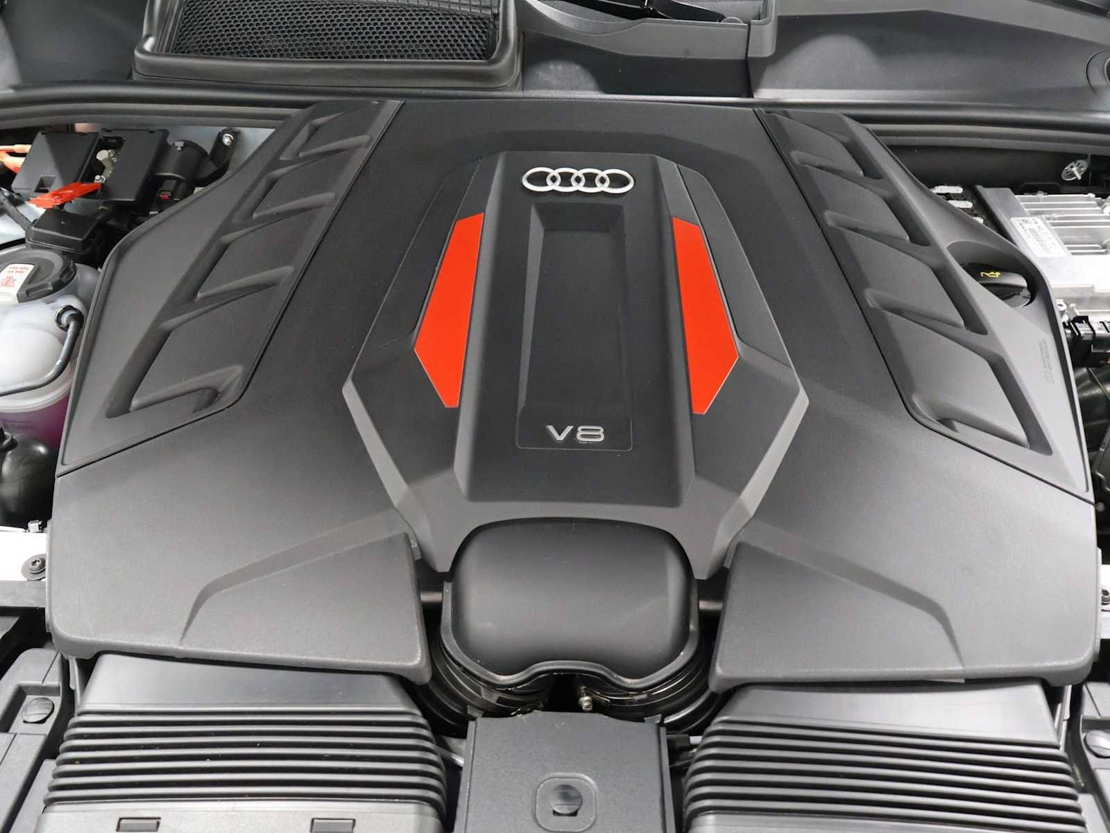 Used 2024 Audi SQ8 Prestige AWD/4WD image 40