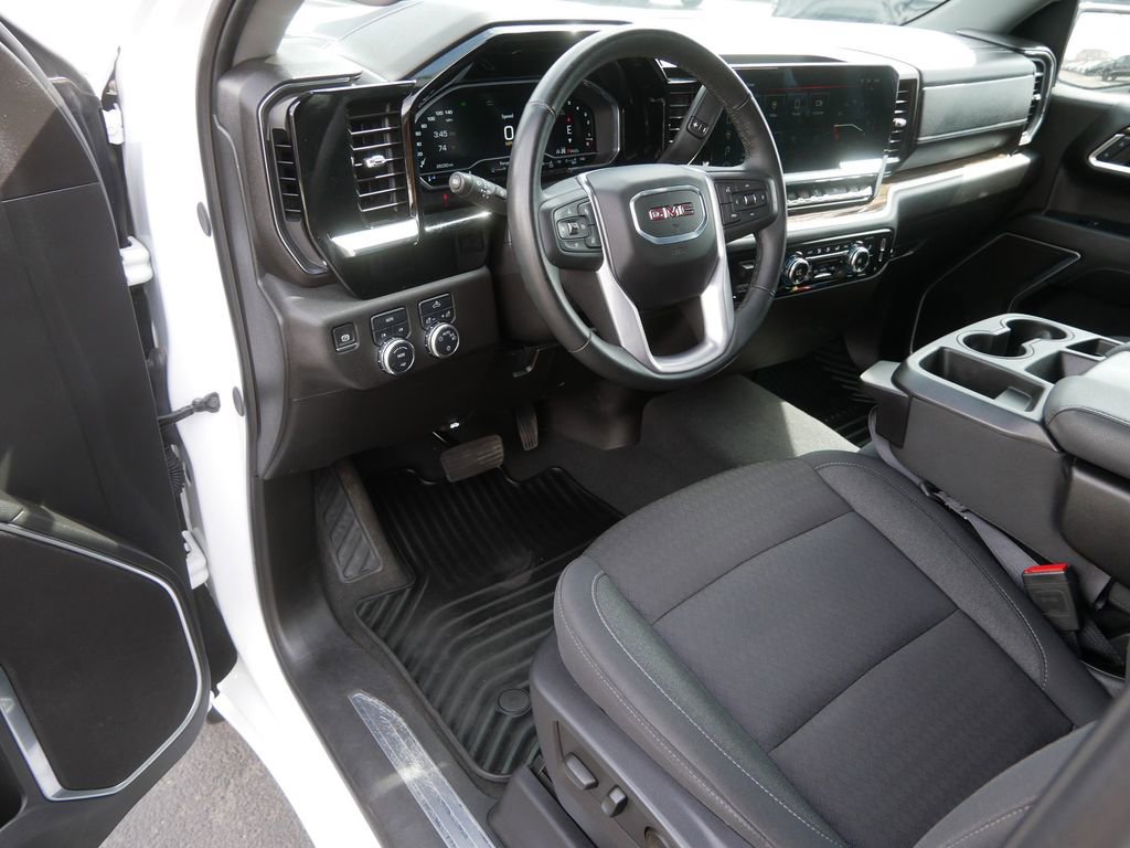 Used 2024 GMC Sierra 1500 SLE w/ Preferred Package AWD/4WD image 12