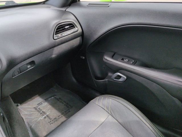 Used 2015 Dodge Challenger R/T w/ Quick Order Package 28B R/T RWD image 16