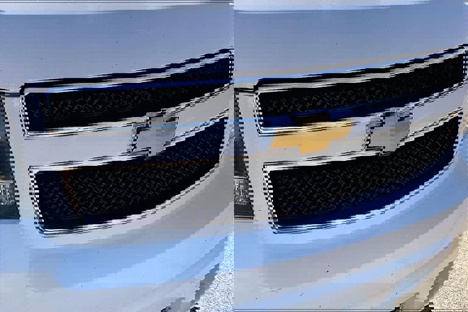 Used 2013 Chevrolet Suburban LT w/ Luxury Package image 32