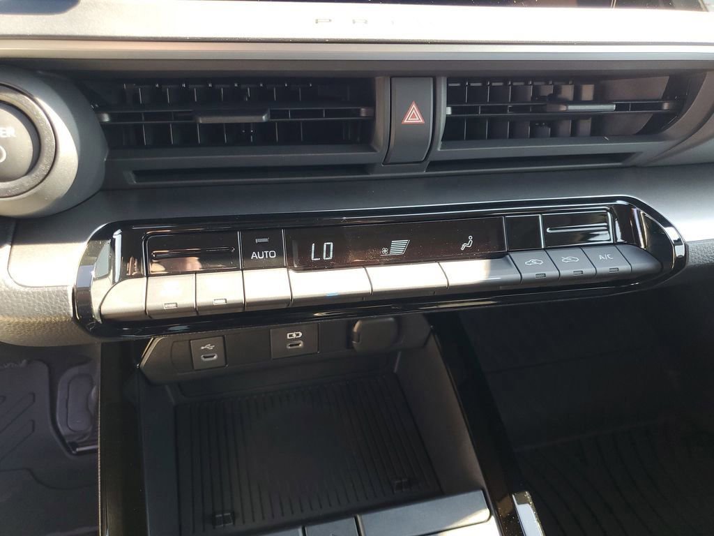 New 2026 Toyota Prius LE image 19