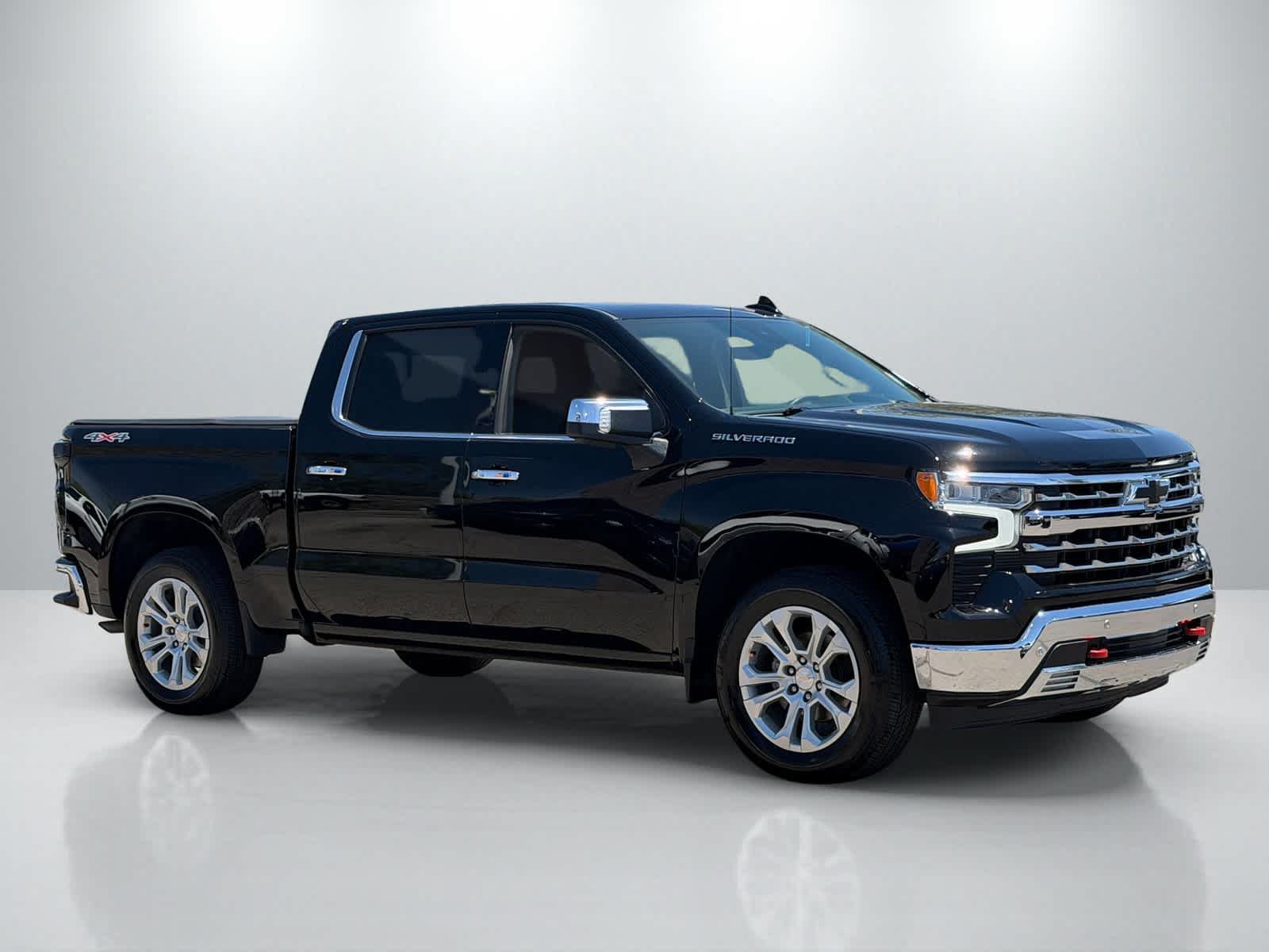 Used 2024 Chevrolet Silverado 1500 LTZ w/ LTZ Premium Package AWD/4WD image 10