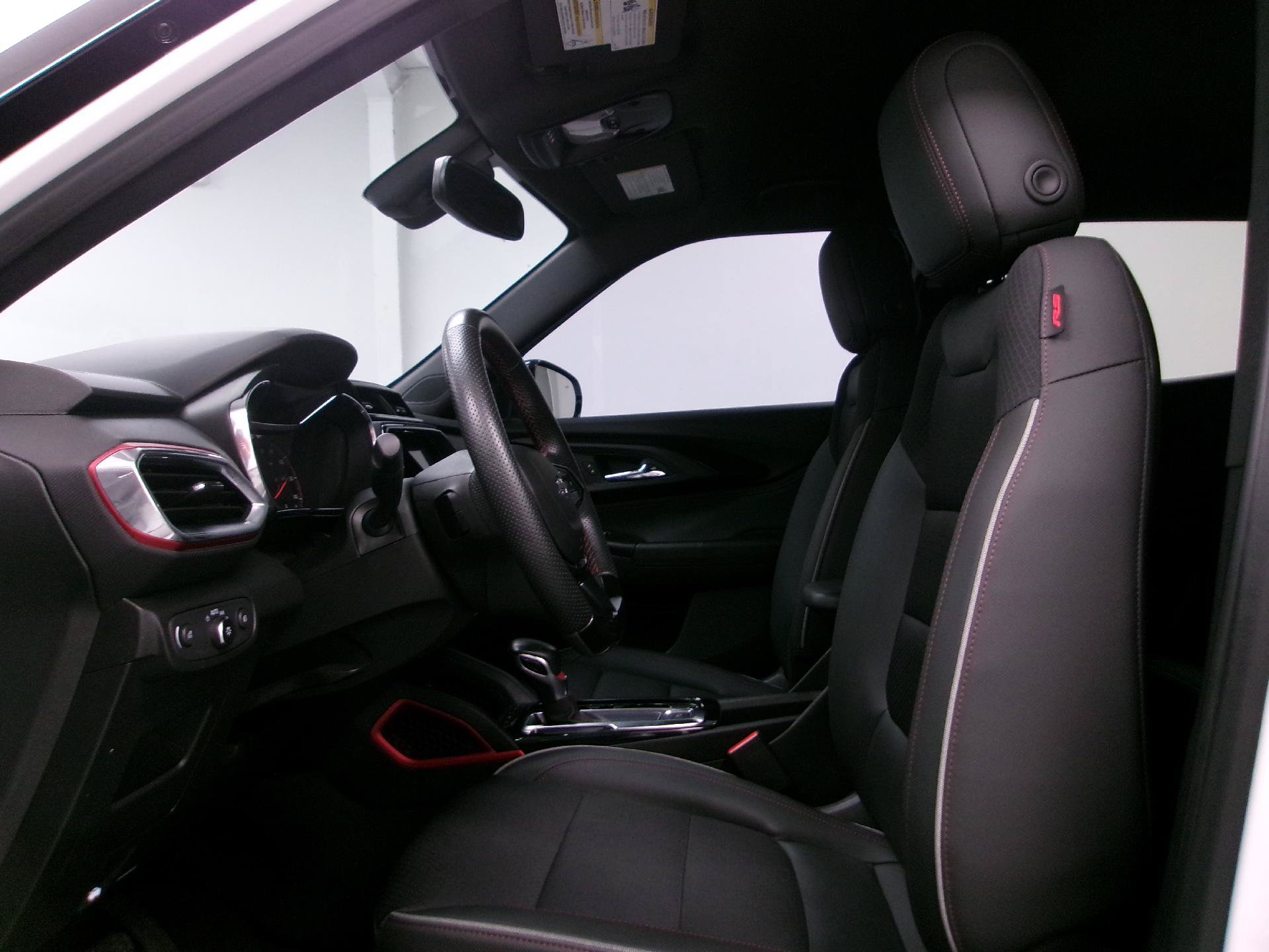Used 2023 Chevrolet TrailBlazer RS w/ Convenience Package AWD/4WD image 8