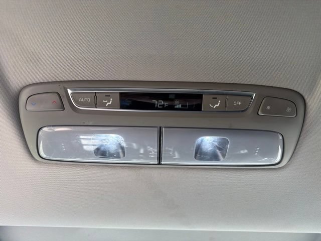 Used 2022 Kia Telluride EX w/ EX Premium Package AWD/4WD image 19