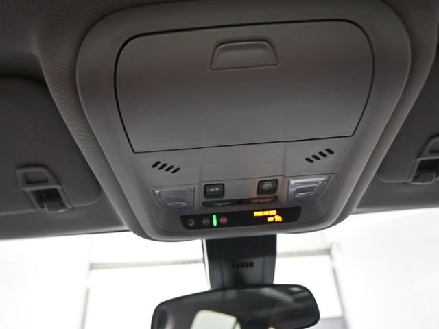 Used 2024 Chevrolet Equinox LT image 12