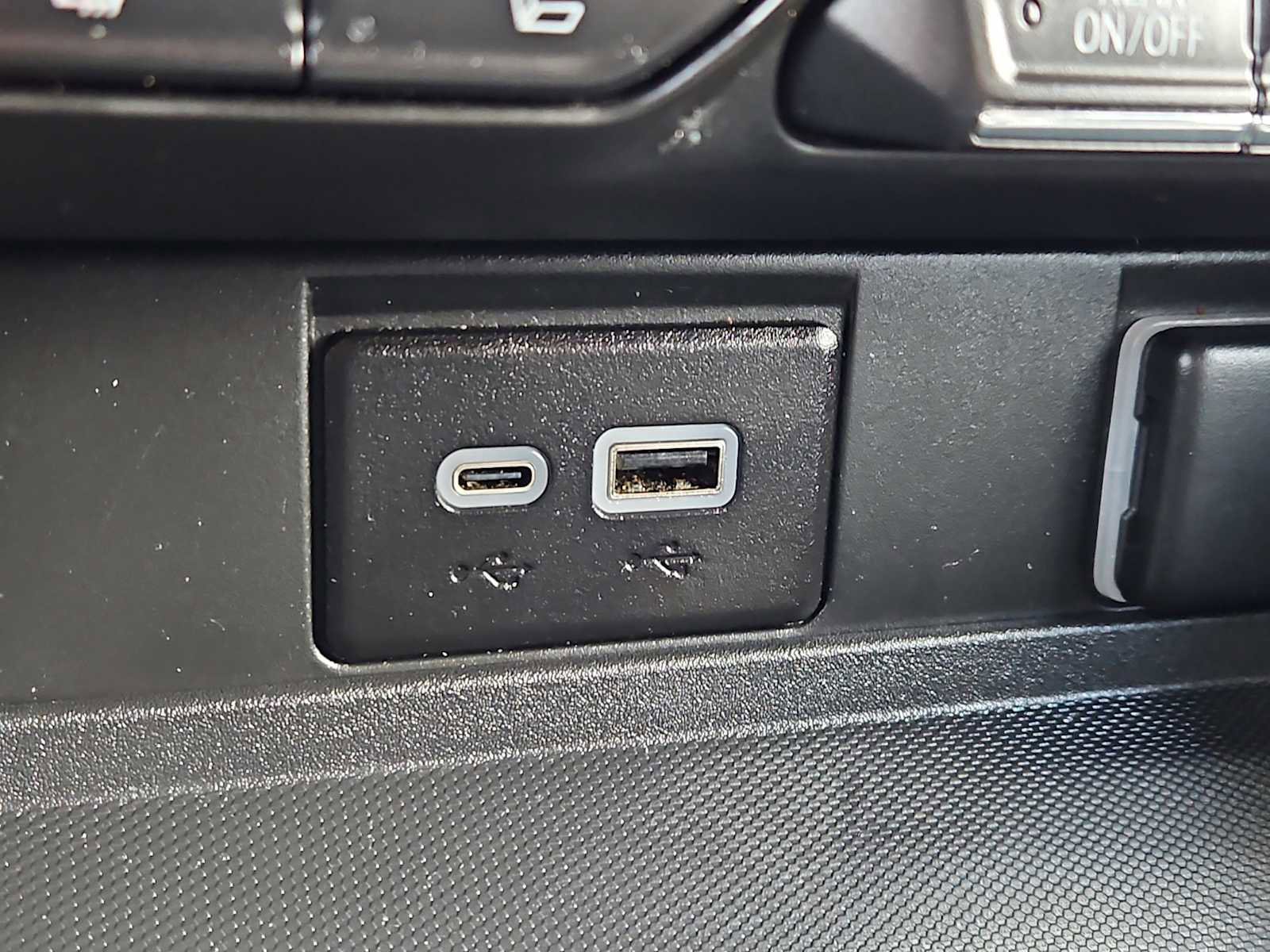 Certified 2024 Chevrolet Tahoe LT image 18