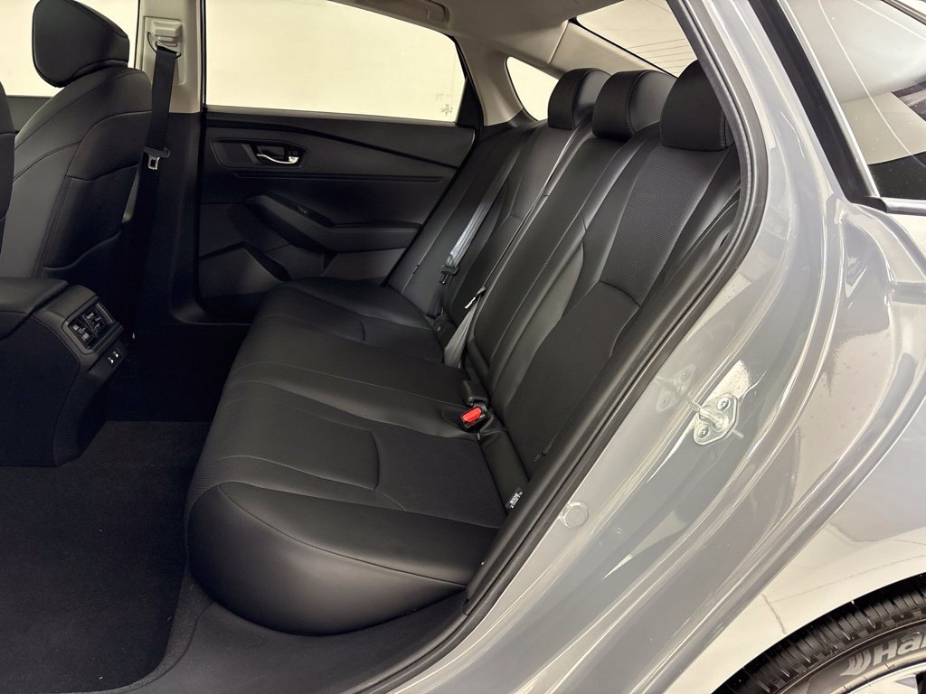 Used 2025 Honda Accord EX-L image 18