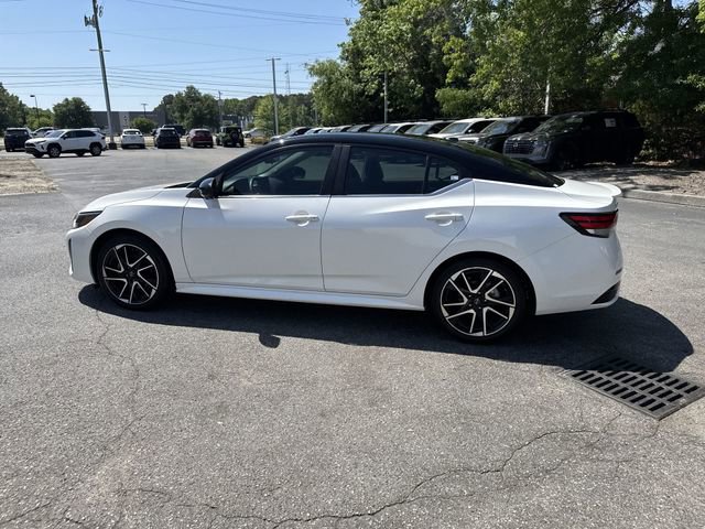 Used 2024 Nissan Sentra SR w/ SR Premium Package FWD image 8