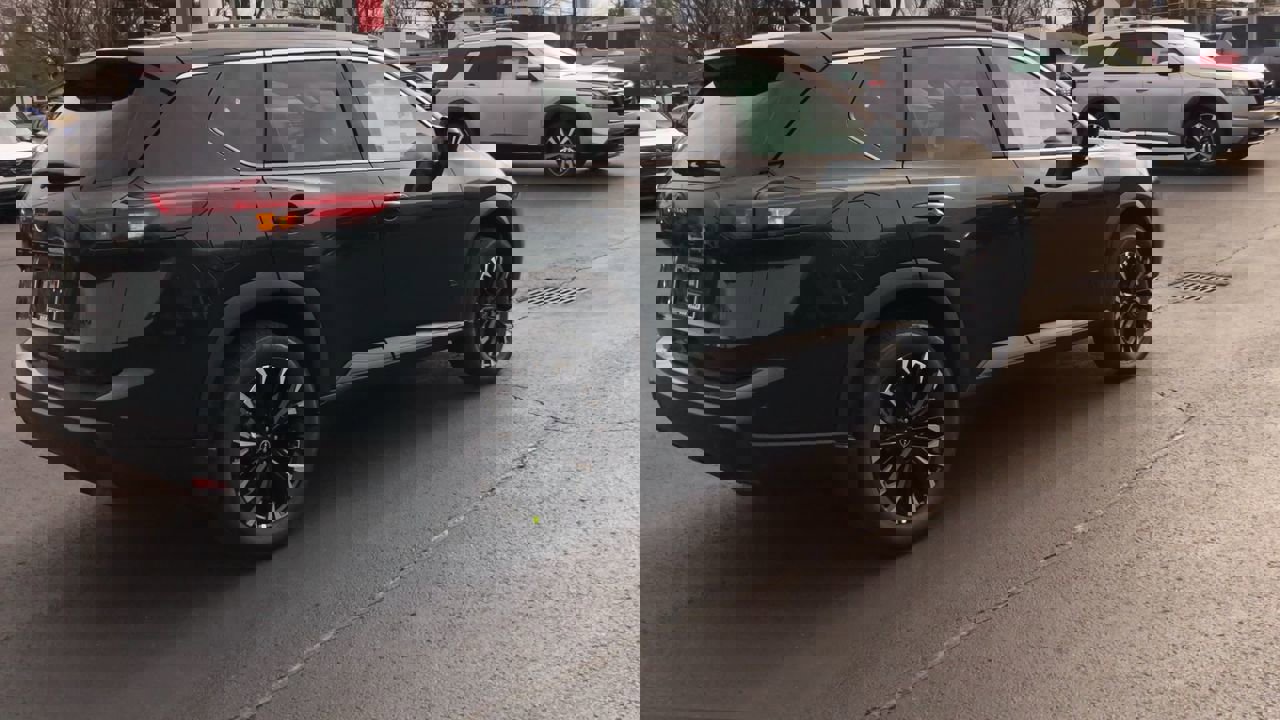 New 2026 Nissan Rogue Dark Armor image 8