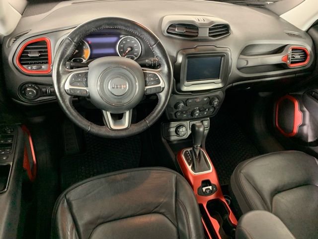Used 2018 Jeep Renegade Trailhawk image 21