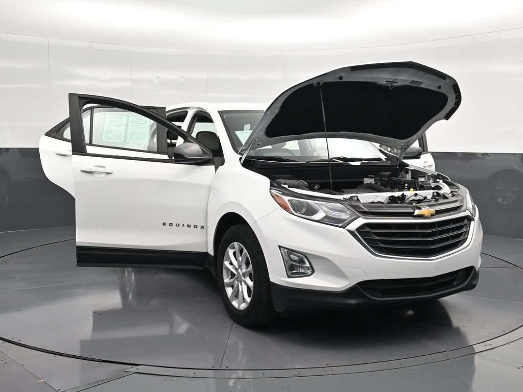 Used 2020 Chevrolet Equinox LS FWD image 32