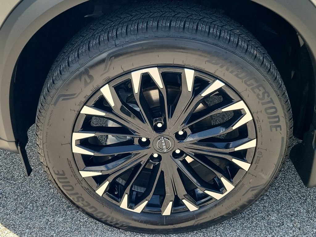 Used 2026 Nissan Rogue Dark Armor FWD image 7