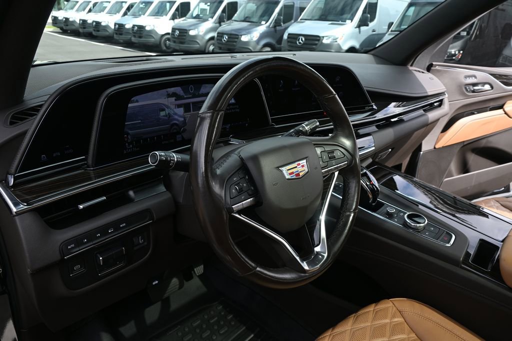 Used 2021 Cadillac Escalade Sport AWD/4WD image 6