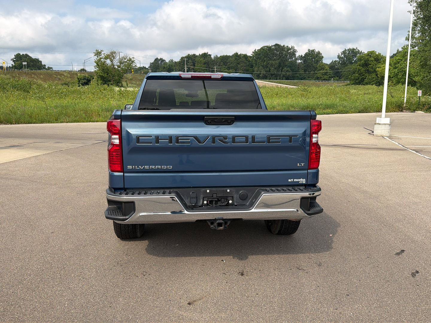 Used 2024 Chevrolet Silverado 1500 LT AWD/4WD image 5