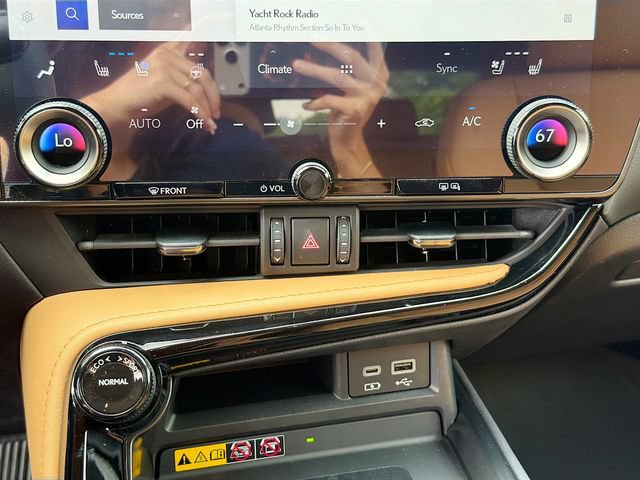 Used 2022 Lexus NX 350 AWD image 16