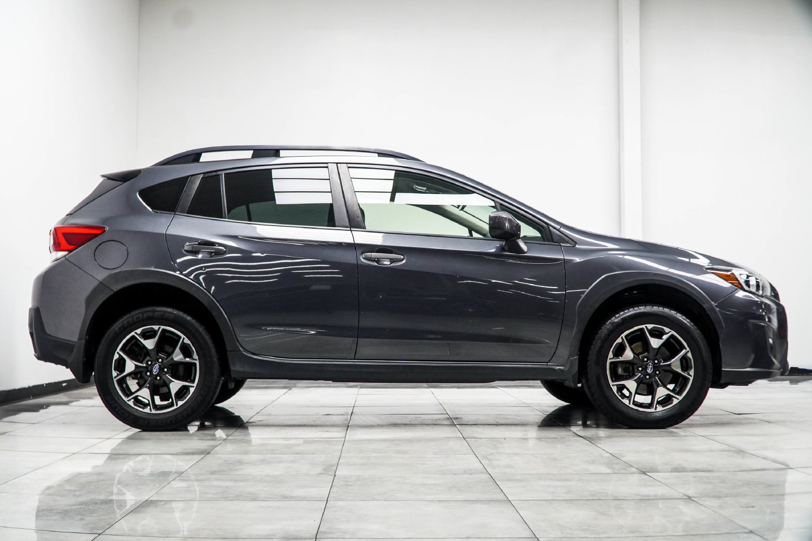 Used 2020 Subaru Crosstrek 2.0i Premium w/ Popular Package #2 AWD/4WD image 9