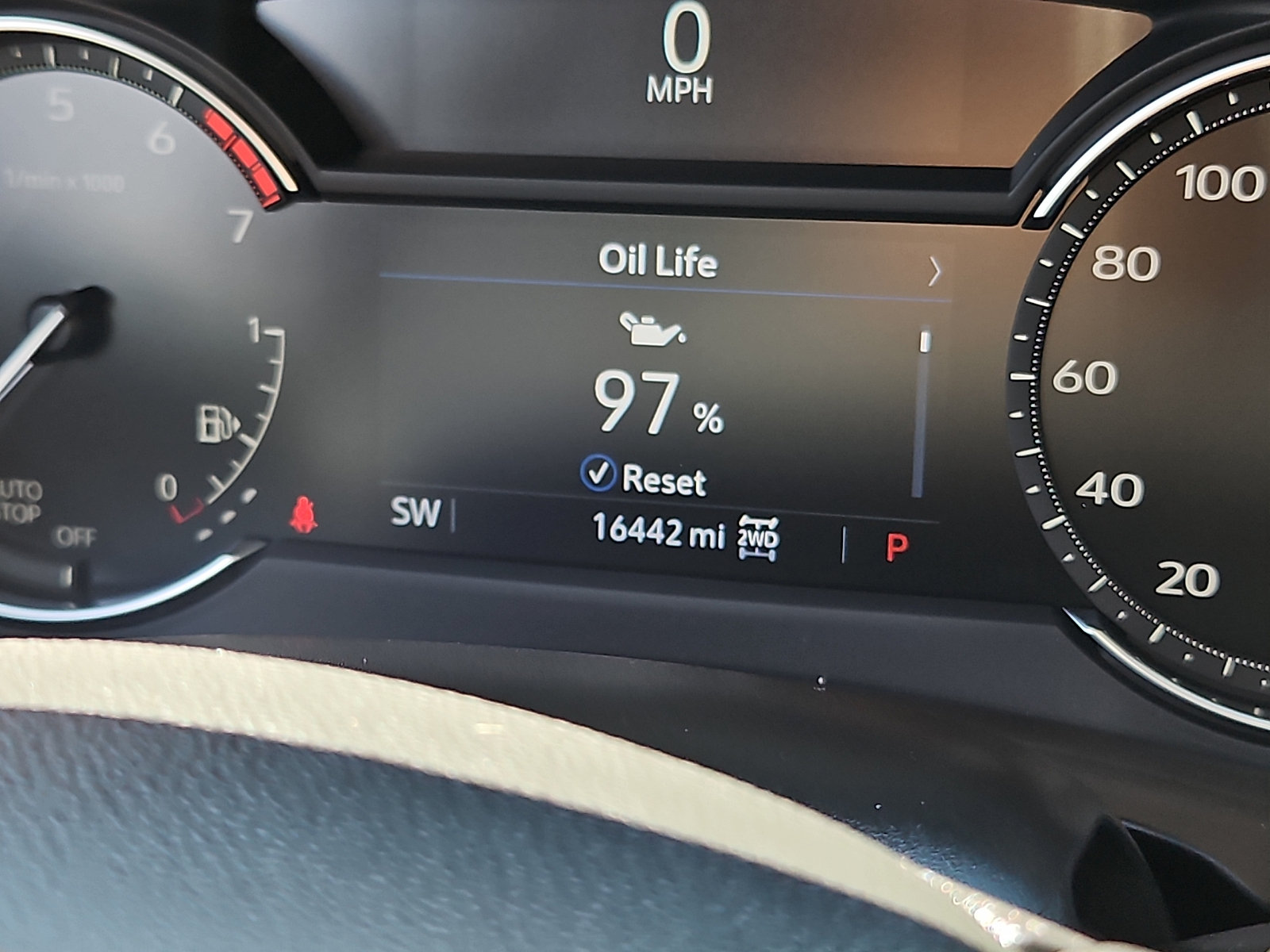 Certified 2023 Cadillac XT4 Premium Luxury AWD/4WD image 20