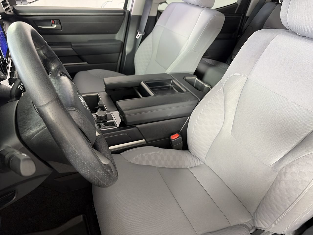 Used 2024 Toyota Tundra SR5 w/ SR5 Convenience Package AWD/4WD image 20