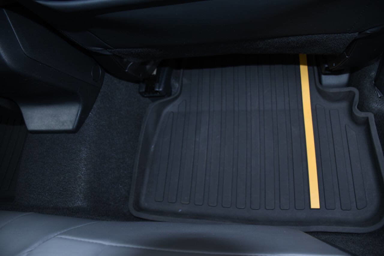 Used 2021 Subaru Crosstrek 2.5i Sport w/ Moonroof Package image 20