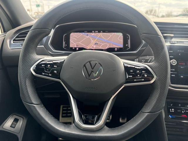 Used 2022 Volkswagen Tiguan SEL R-Line image 13