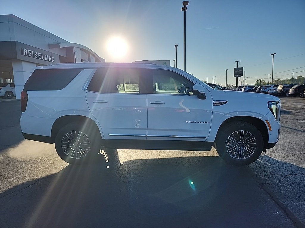 New 2026 GMC Yukon Elevation image 2