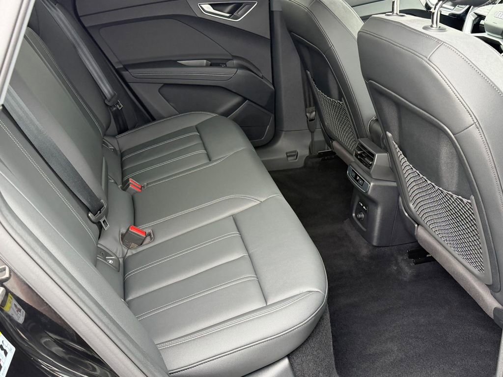 Certified 2024 Audi Q4 e-tron Premium Plus w/ Premium Plus image 17