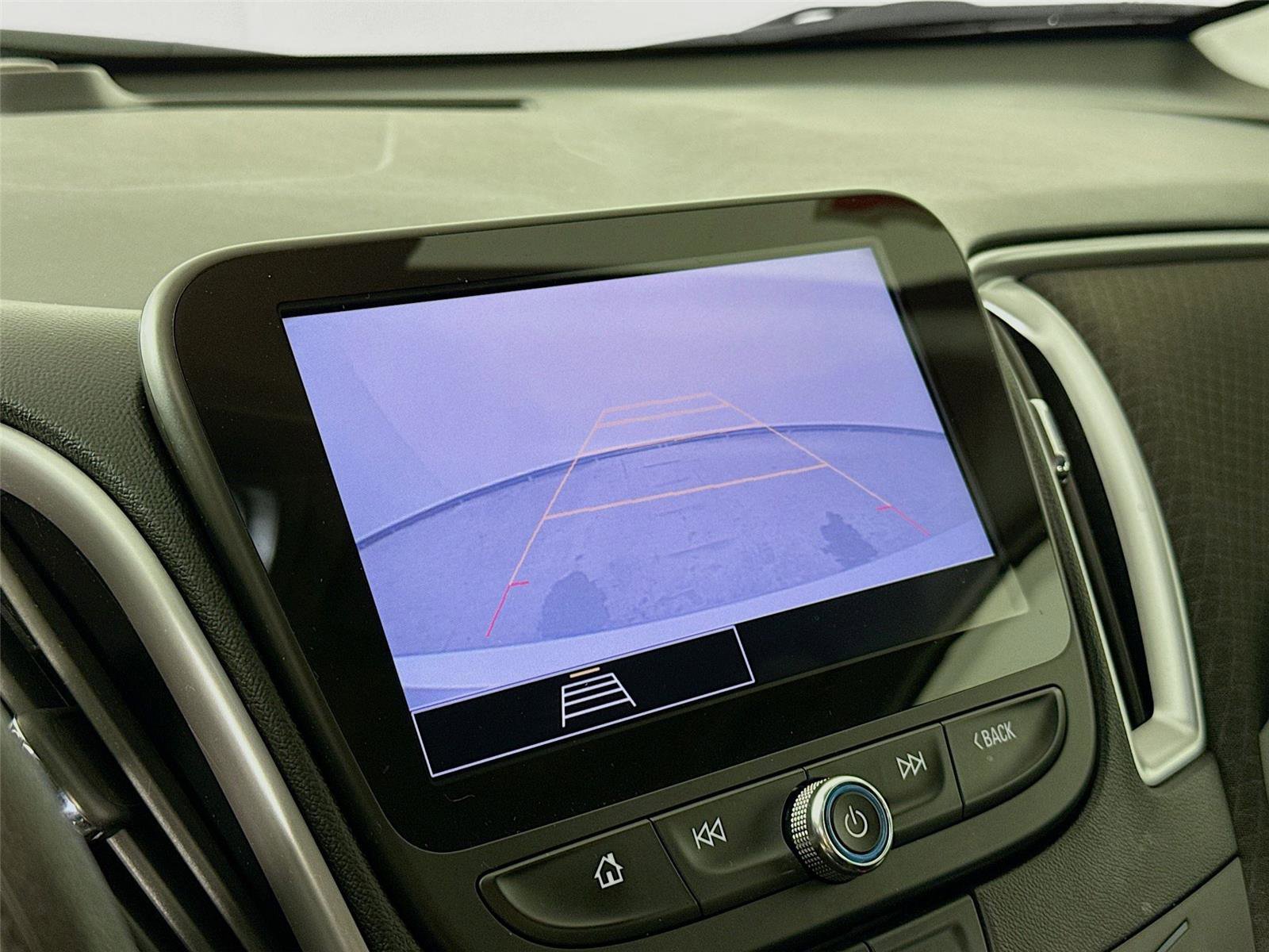 Used 2021 Chevrolet Malibu LS image 13