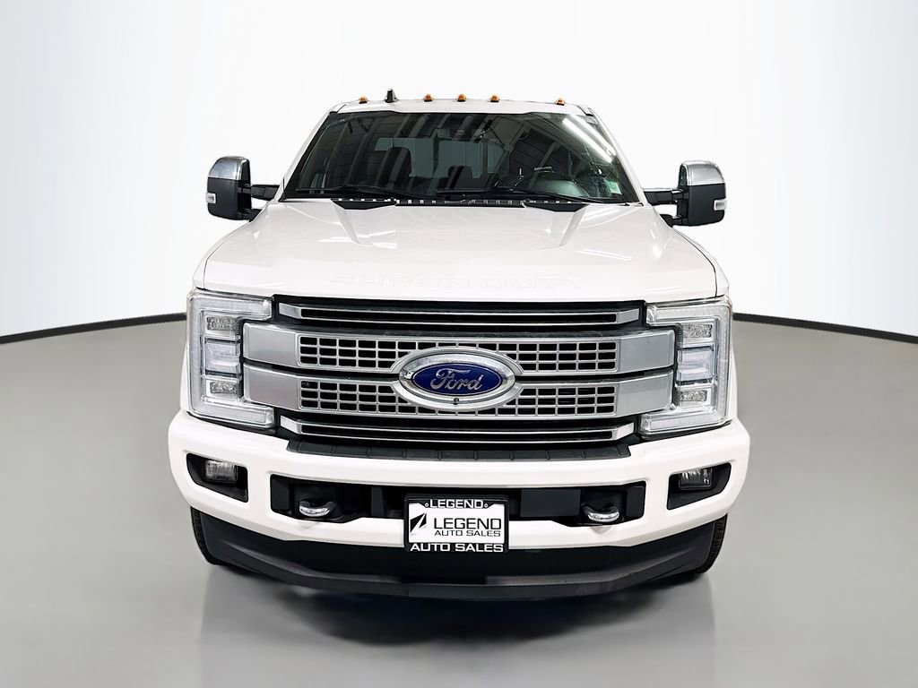 Used 2019 Ford F350 Platinum w/ Platinum Ultimate Package image 2