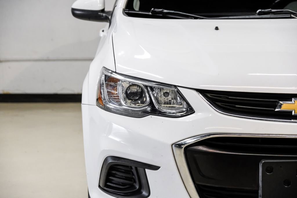 Used 2019 Chevrolet Sonic LT w/ Convenience Package image 46