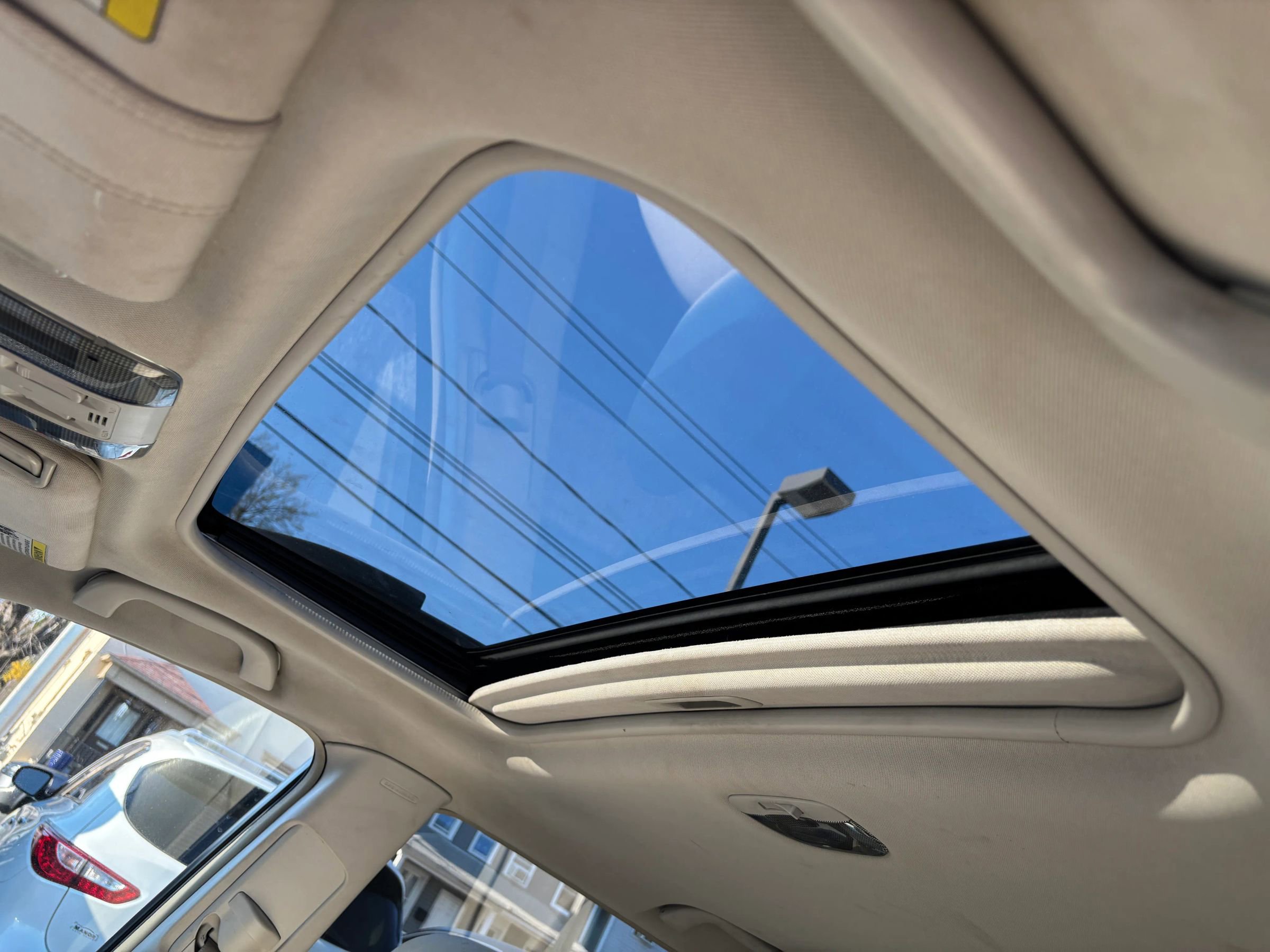 Used 2014 Subaru Outback 2.5i Limited w/ Moonroof Package AWD/4WD image 32