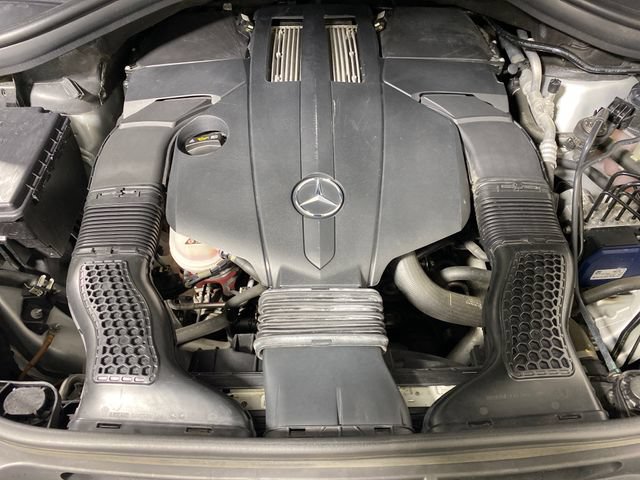 Used 2018 Mercedes-Benz GLS 450 4MATIC image 44