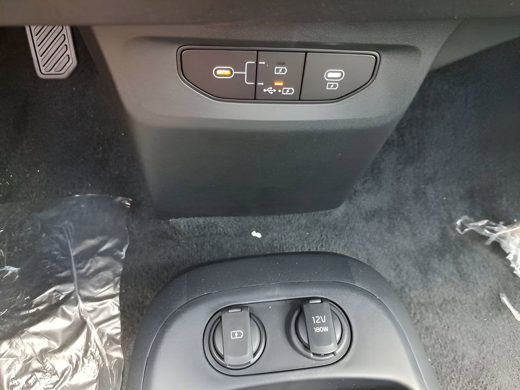 New 2025 Kia EV6 Light image 24