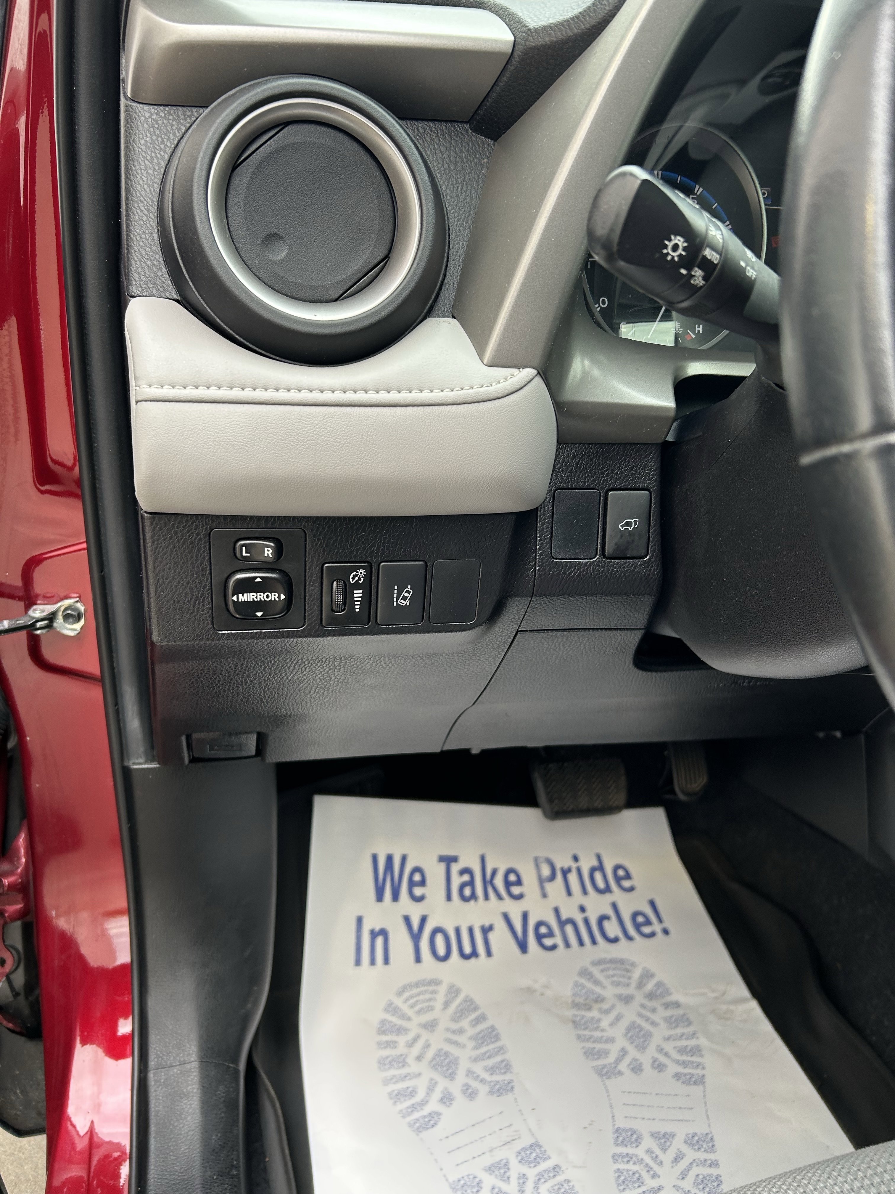 Certified 2018 Toyota RAV4 Adventure FWD image 16