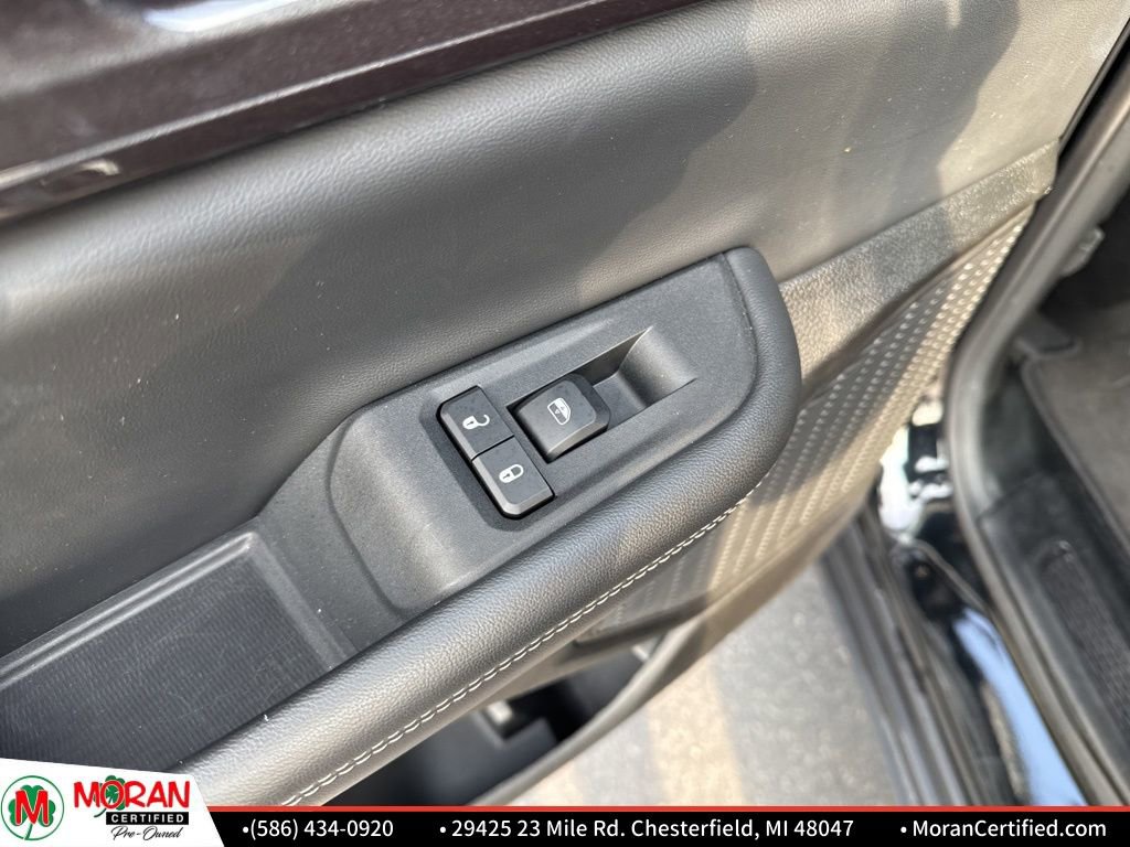 Used 2023 Jeep Grand Cherokee Altitude image 24