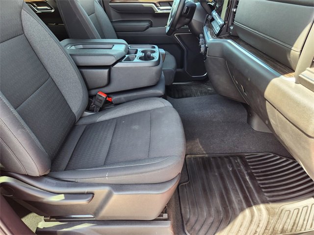 Used 2025 Chevrolet Silverado 1500 LT image 16