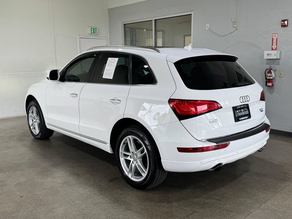 Used 2017 Audi Q5 2.0T Premium Plus w/ Technology Package AWD/4WD image 6