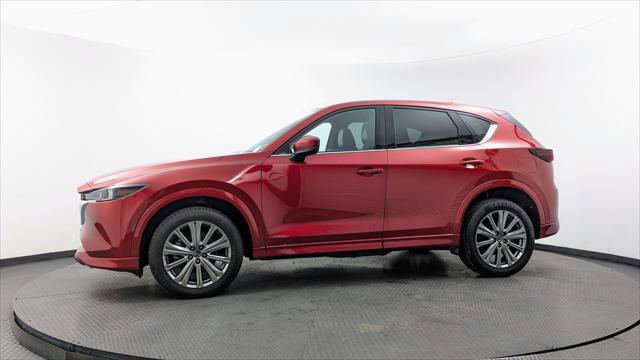 Used 2023 MAZDA CX-5 Signature AWD/4WD image 3