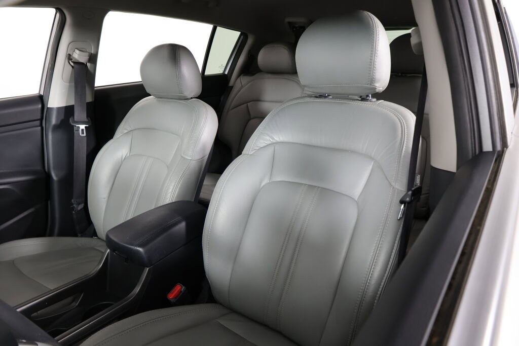 Used 2013 Kia Sportage LX w/ Convenience Pkg image 11