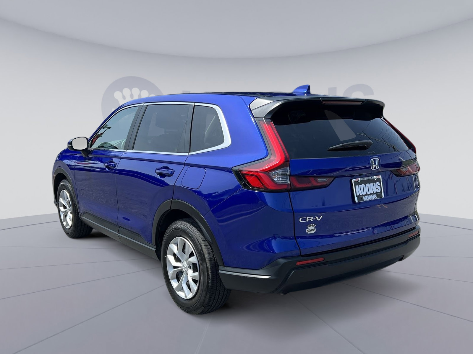 Used 2025 Honda CR-V LX image 4