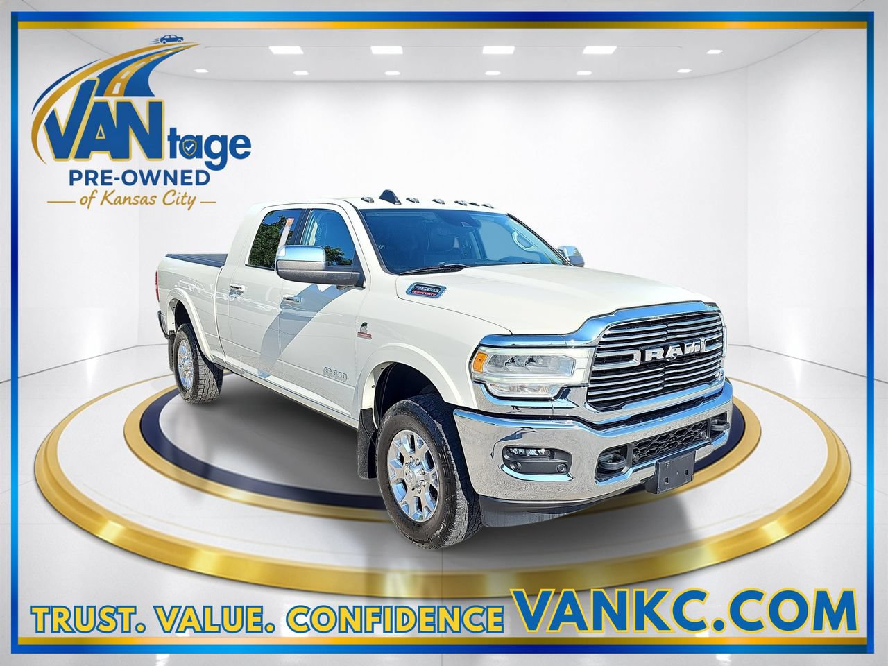 Used 2022 RAM 3500 Laramie AWD/4WD image 3