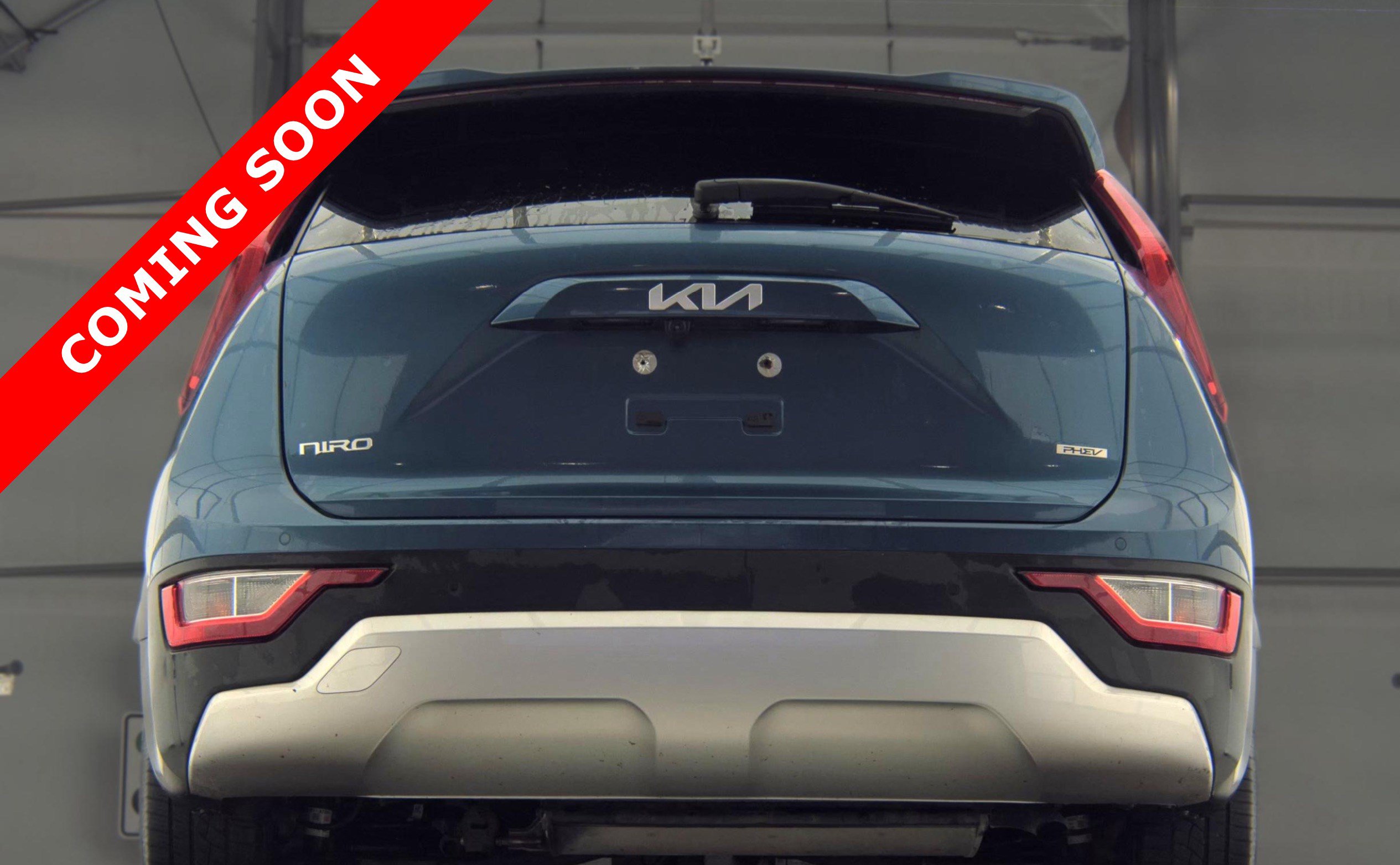 Used 2023 Kia Niro EX w/ EX Cold Weather Package FWD image 5