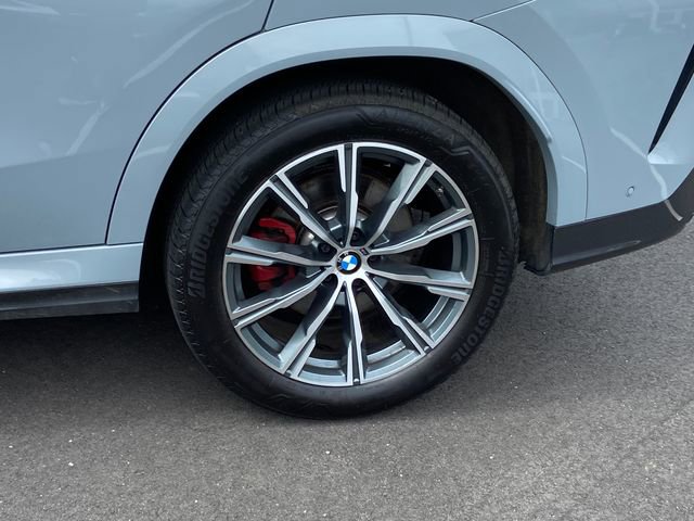 Certified 2024 BMW X6 xDrive40i w/ M Sport Professional Package image 9